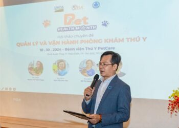 PGS.TS. Lê Quang Thông, Chủ tịch của VSAVA, phát biểu về tầm quan trọng của dinh dưỡng và tập thể dục hợp lý phù hợp với từng loài thú cưng